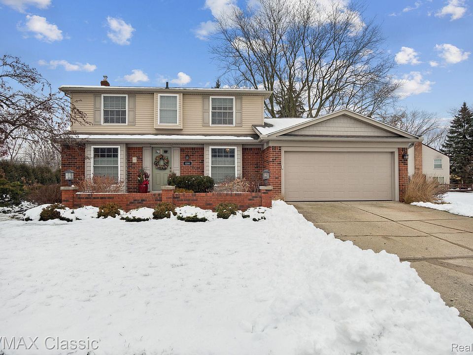 1st image of 12260 High Meadow Ct