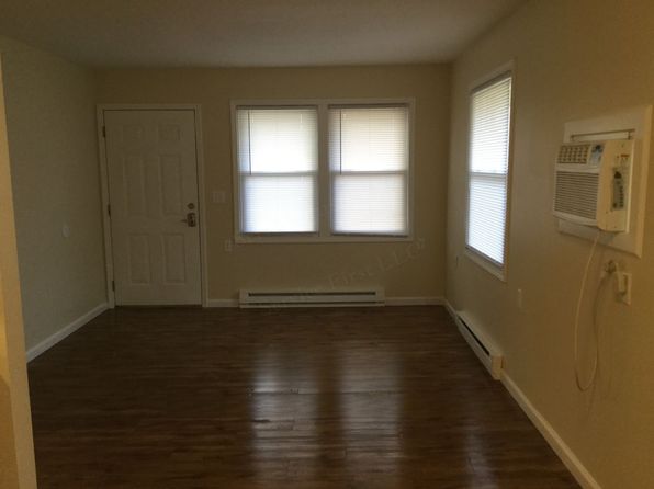 Belmont Homes, 410 S Smith St APT 12, Windsor, MO 65360