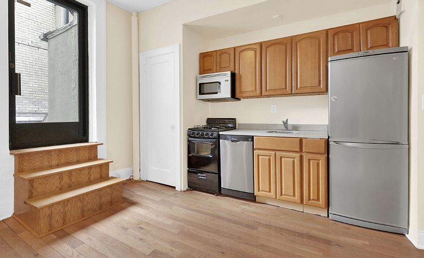 1st image of 1158 2nd Ave #2E