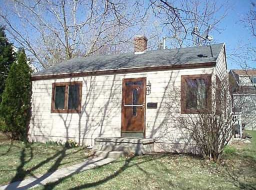 1st image of 410 Wilder Pl