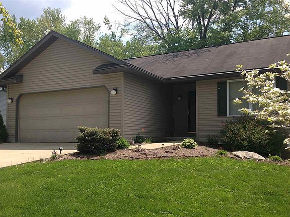 2nd image of 314 E Cardinal Glen Dr