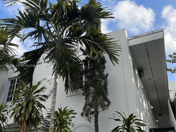 210 NW 16th St APT 4