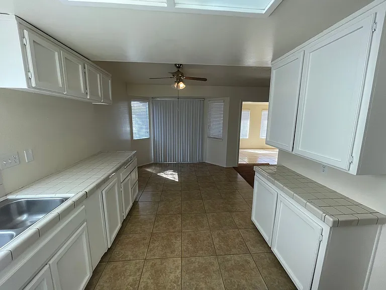 10246 Arroyo Ave — Photo 65