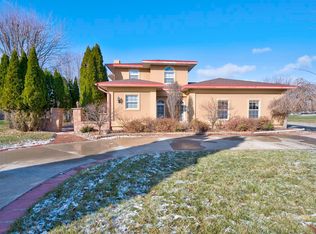 1111 Eloise St, Okoboji, IA 51355