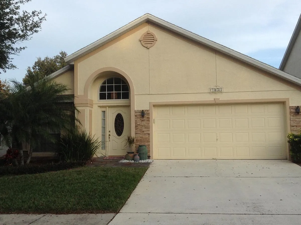 5039 Pineland Lane — Photo 1