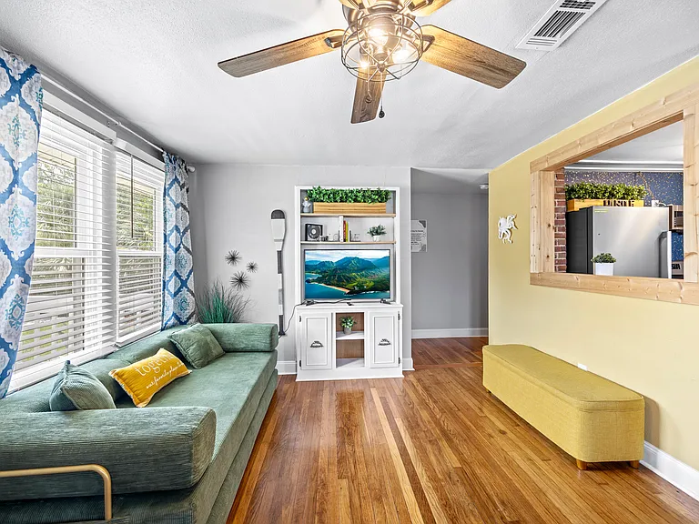1666 W Intendencia St #A — Photo 13