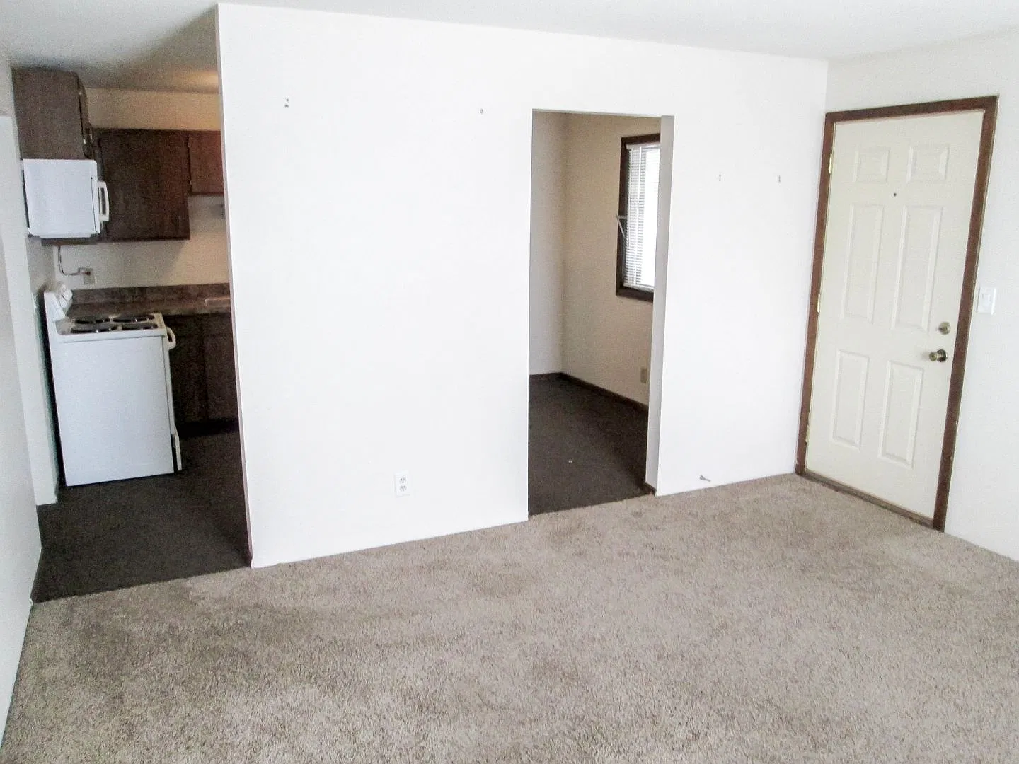 Brown Apts So. 26th St. — Photo 4