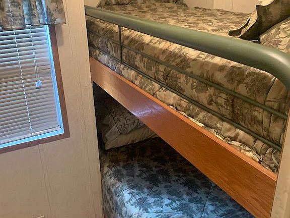 4th image of 580 Clevenger Cove Rd