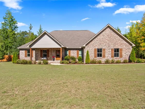 11869 Meadowview Dr, Northport, AL 35475