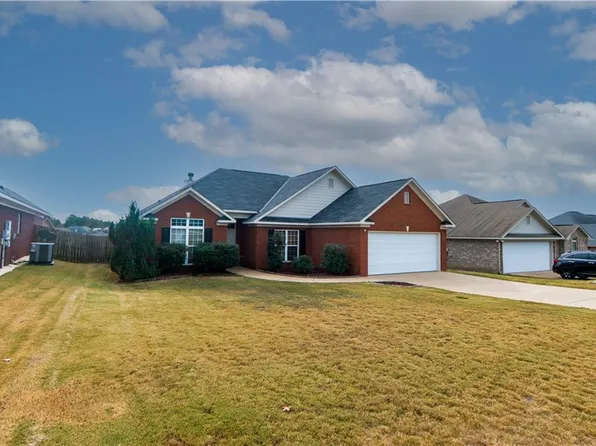 35 Lee Road 2141, Phenix City, AL 36870