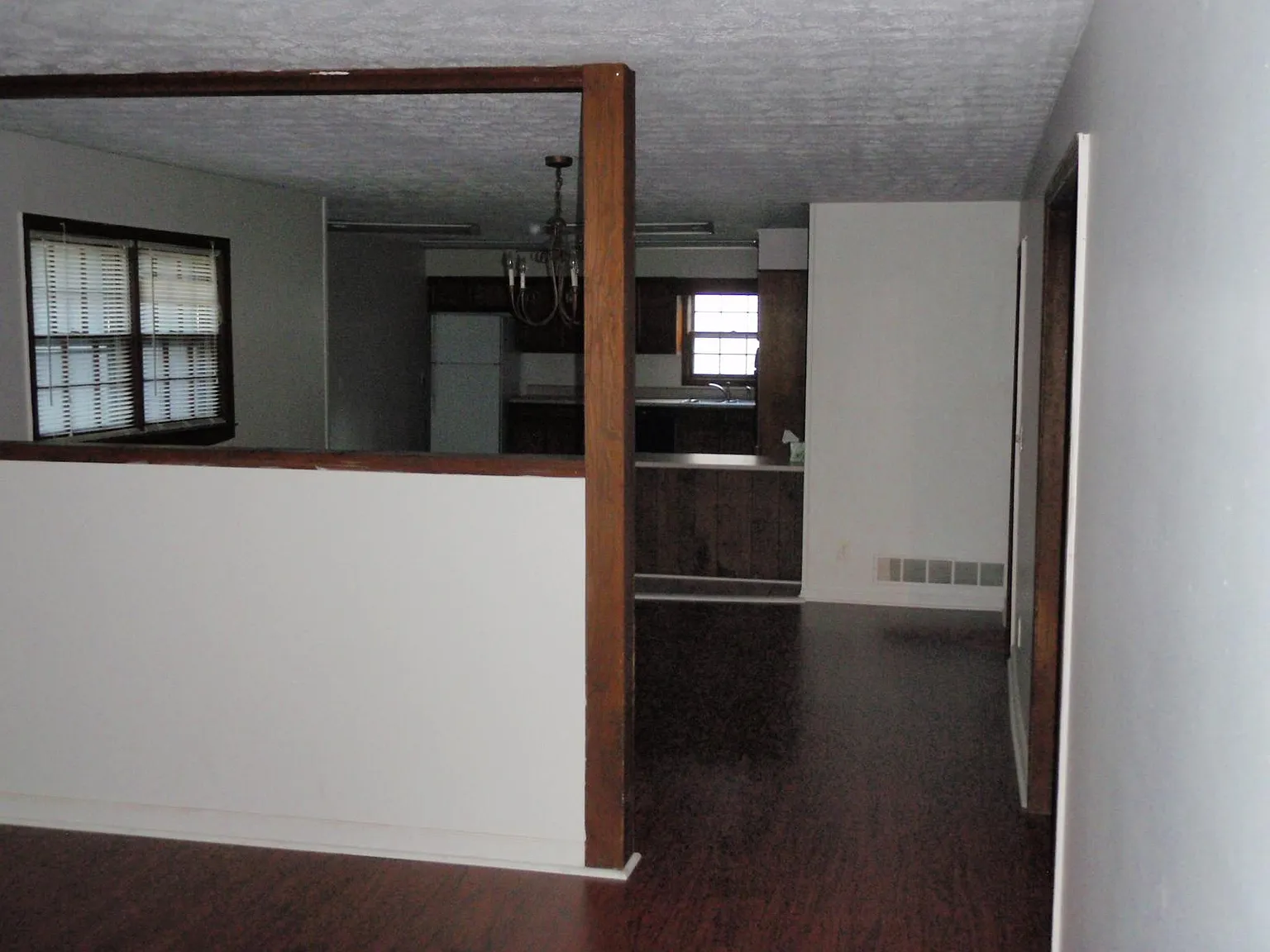 3 bed, 2151 sqft, $2,275 — Photo 3