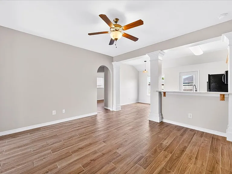 2314 Blue Star Dr — Photo 10