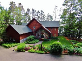 6697 E Kaubashine Rd #E, Hazelhurst, WI 54531