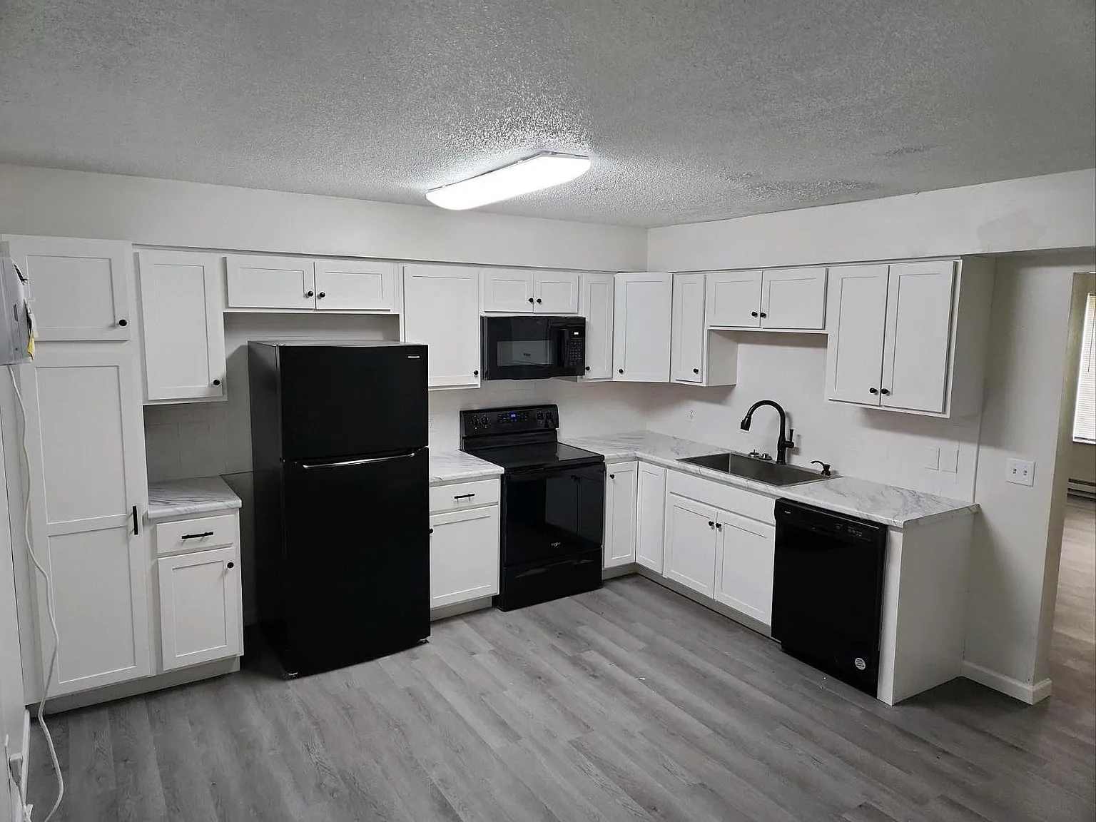 2 bed, $1,100 — Photo 1