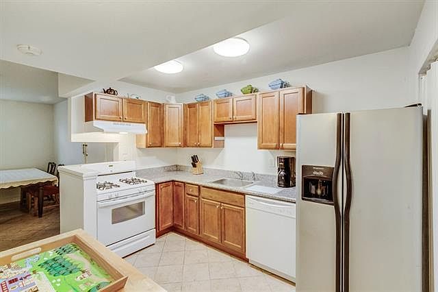 1st image of 2511 Saint Charles Ave APT 204