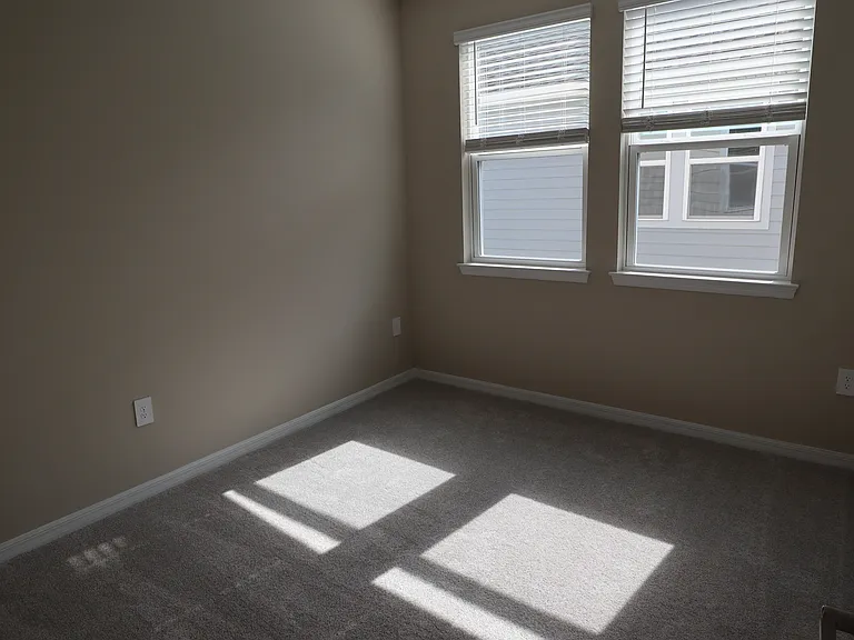 5172 Goldfinch Dr — Photo 16