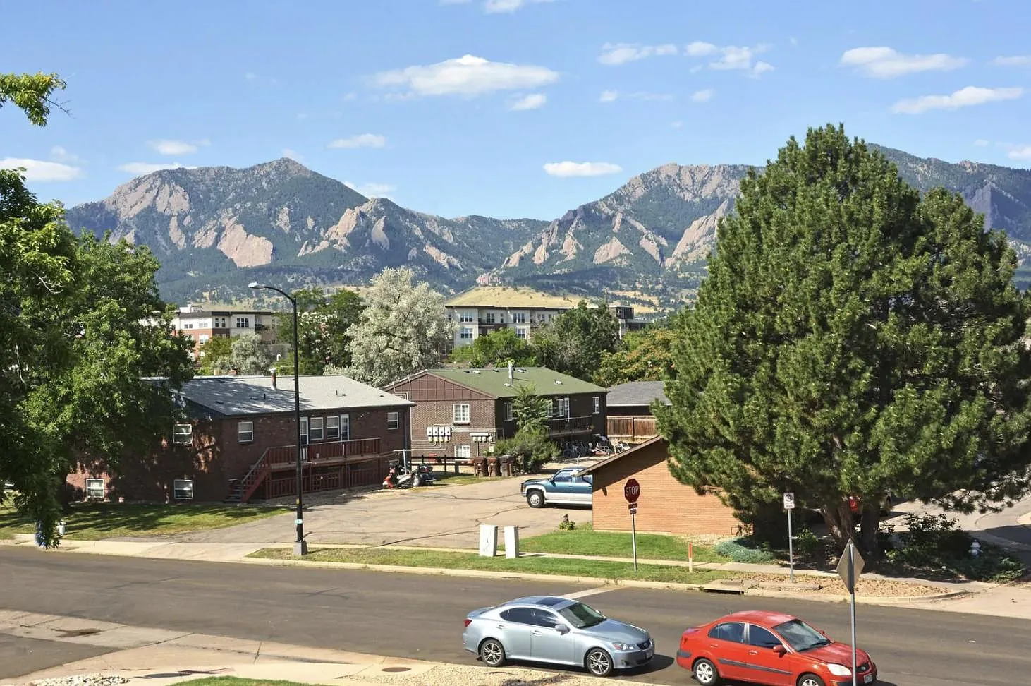 2 bed, 1112 sqft, $2,150 — Photo 2