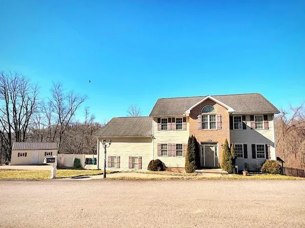 1919 Constitution Dr, Fairmont, WV 26554