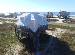 2612 Bienville Blvd, Dauphin Island, AL 36528
