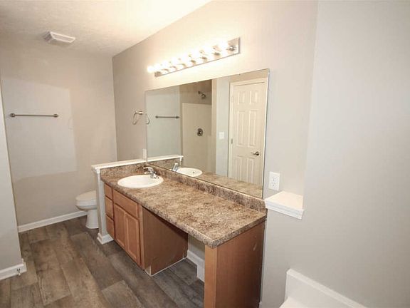 5th image of 3208 Kildaire Dr