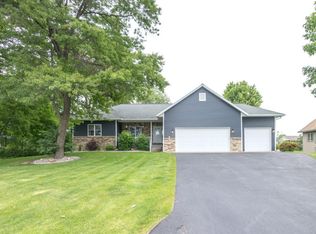 2310 Burton Ave, Mosinee, WI 54455