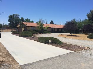 15115 Blackfoot Rd, Apple Valley, CA 92307