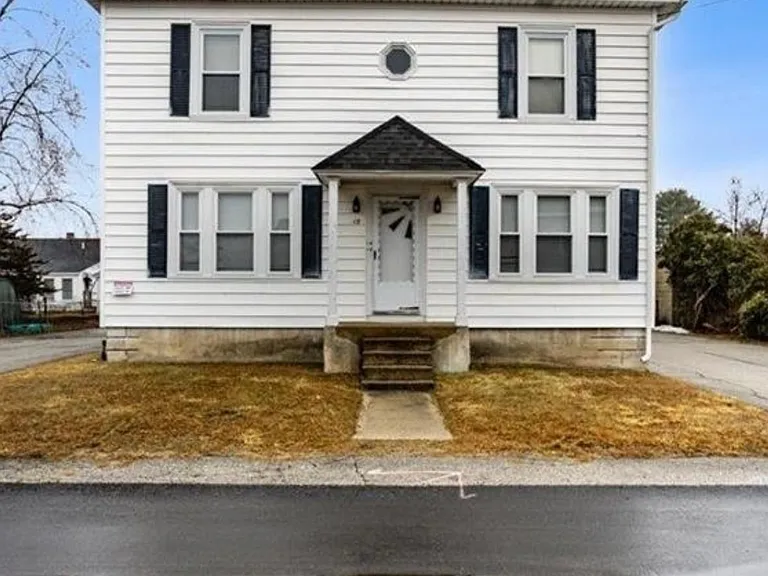 12 Albert St #2 — Photo 1
