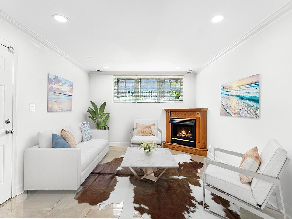 1st image of 1518 W Superior St APT 1