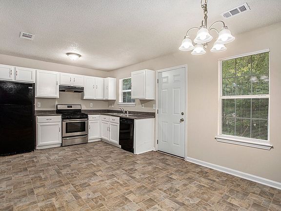 3rd image of 5425 Salem Springs Dr