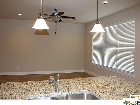 4th image of 923 Langesmill Dr Unit 9B