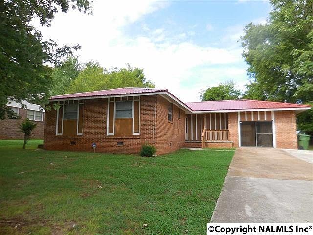 1st image of 4408 McClain Ln NW