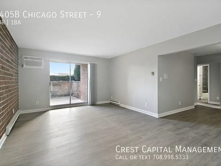 1405 E Chicago St #8 — Photo 5