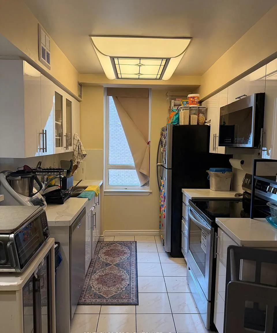 1 bed, $2,400 — Photo 3