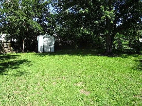 Back yard and shed