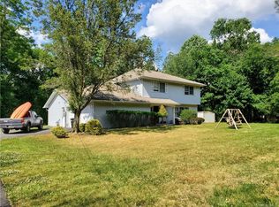 34 Willow Tree Rd, Monsey, NY 10952