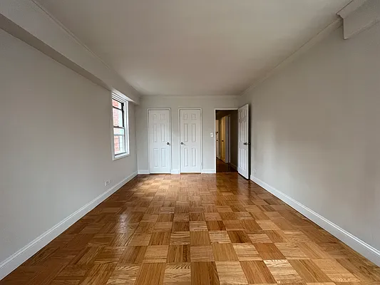 Rented by AZ REALTY NYC LLC | media 22