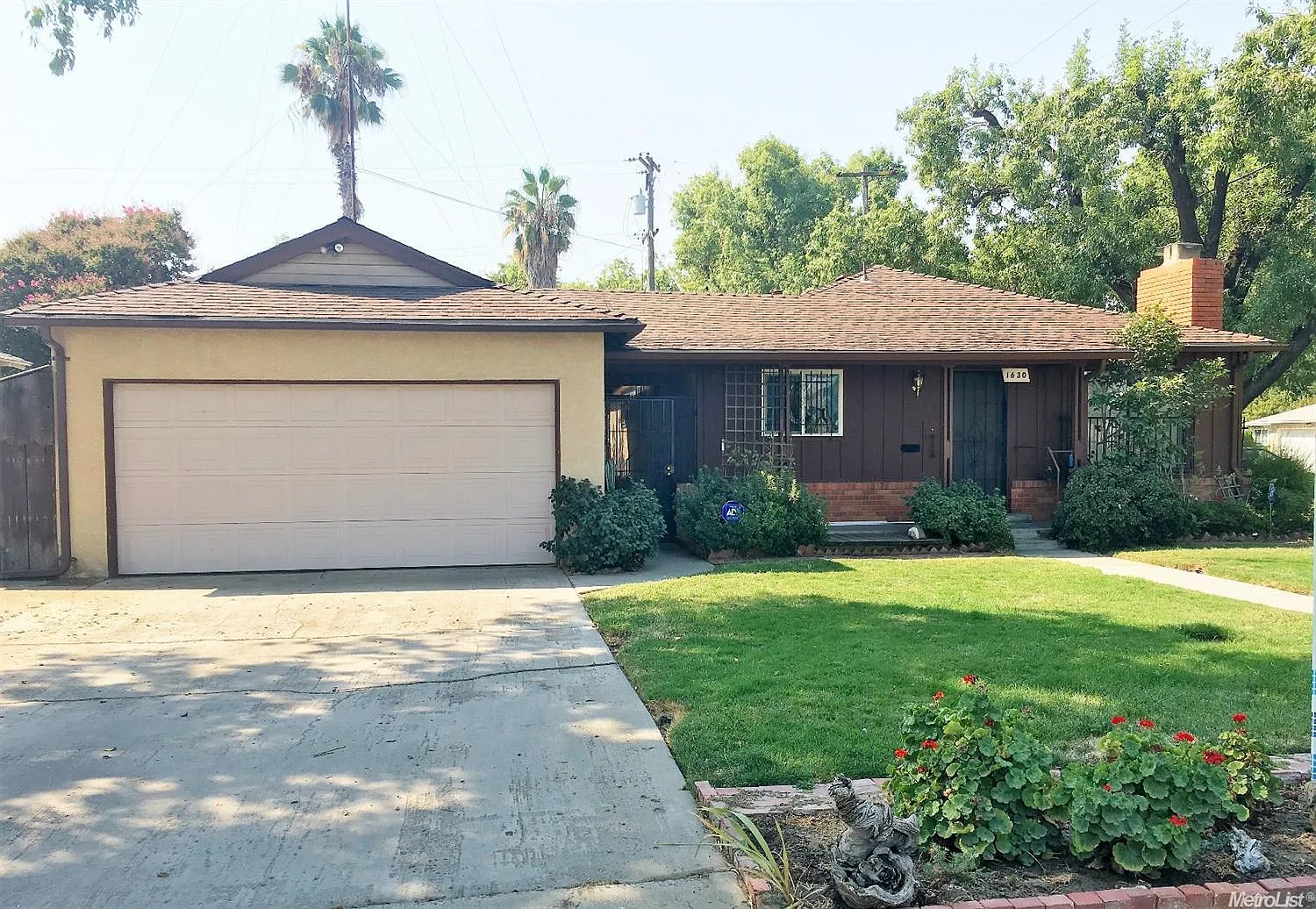 1630 Victor Way photo 1