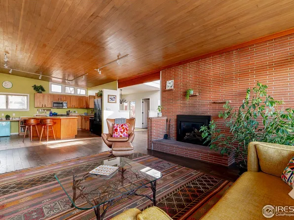 850 Dickens Ct, Longmont, CO 80501