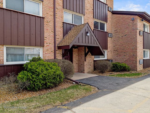 1st image of 2213 Arbor Cir APT 23