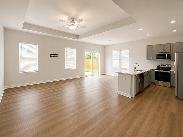 825 Schoolfield Dr — Photo 3