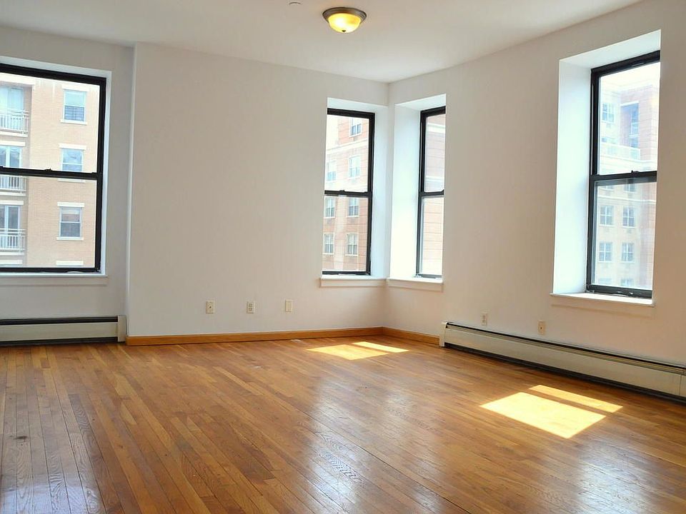 1st image of 21 E 118th St APT 3b
