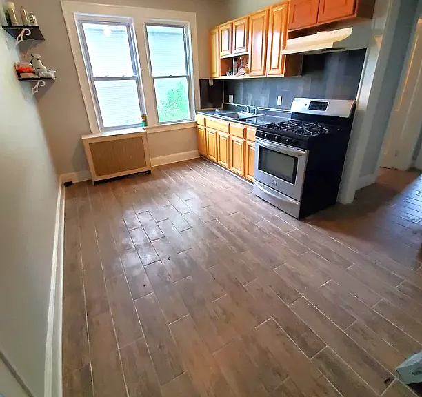 347 S Clinton St #1L — Photo 1