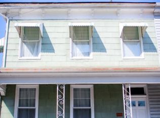 17 N Wayne St, Lewistown, PA 17044