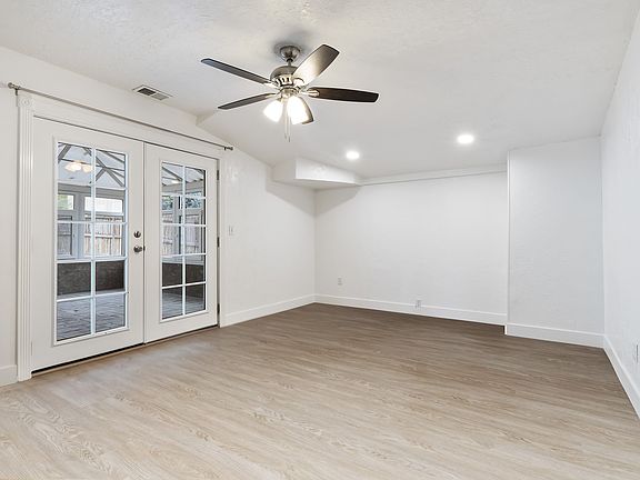 5th image of 2198 N 640th St W