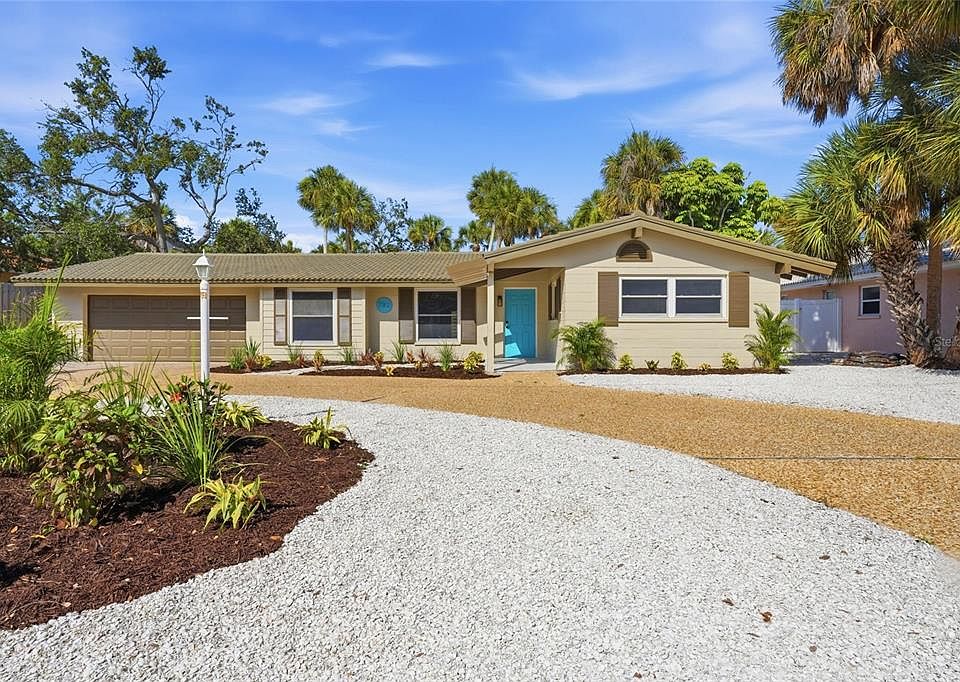 1st image of 782 BIRDSONG LANE