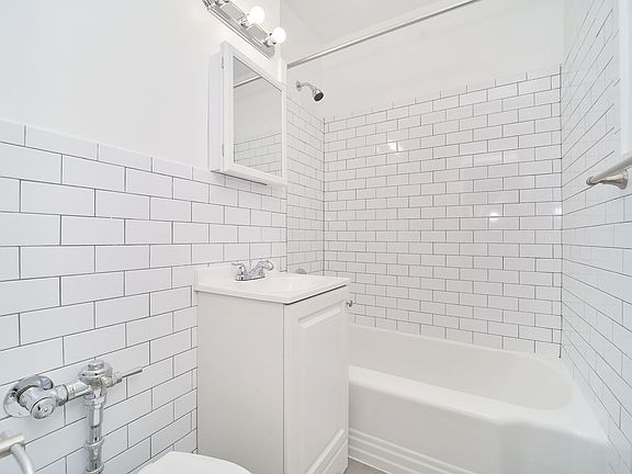 3rd image of 338 E 53rd St APT A
