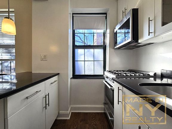 2nd image of 5101 39th Ave APT Jj41