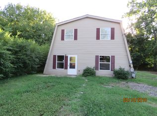 2109 Sandusky Rd, Knoxville, TN 37912