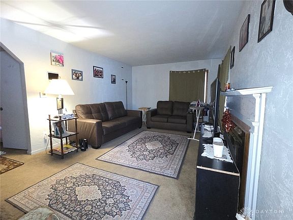 3rd image of 329 Anniston Dr
