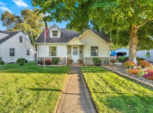 2428 Eisenhower Ave, South Bend, IN 46615